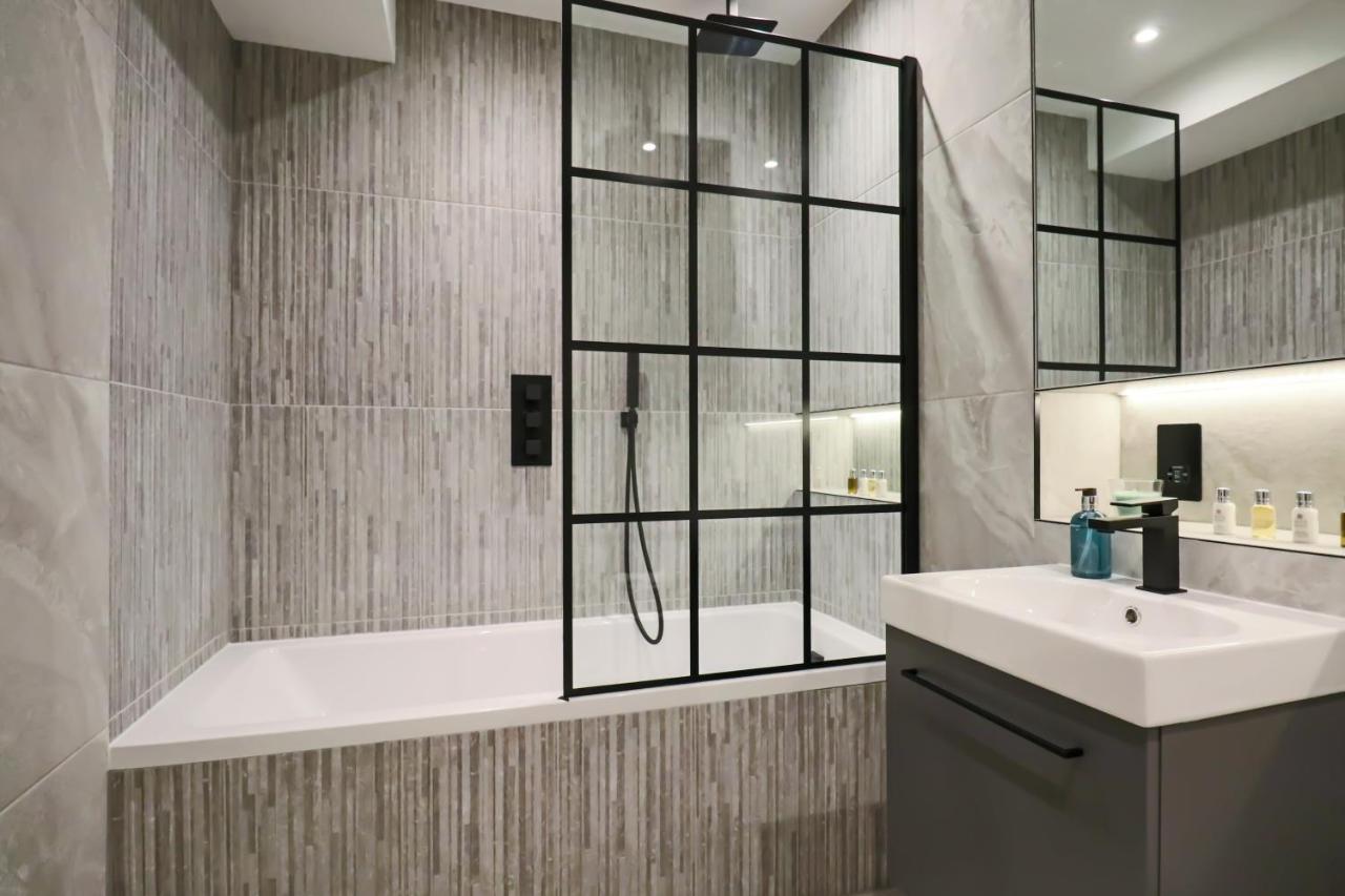 Portfolio Apartments - Welwyn Town Centre Welwyn Garden City Bagian luar foto