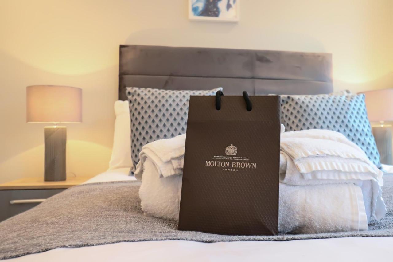 Portfolio Apartments - Welwyn Town Centre Welwyn Garden City Bagian luar foto
