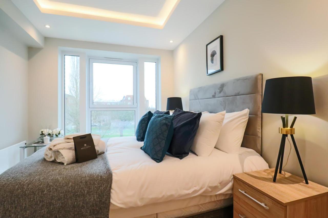 Portfolio Apartments - Welwyn Town Centre Welwyn Garden City Bagian luar foto
