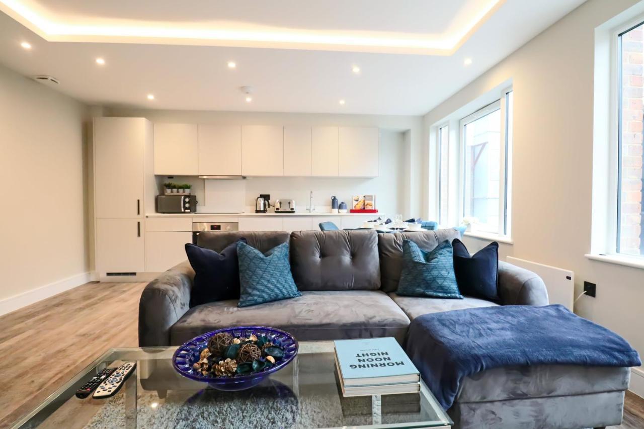 Portfolio Apartments - Welwyn Town Centre Welwyn Garden City Bagian luar foto