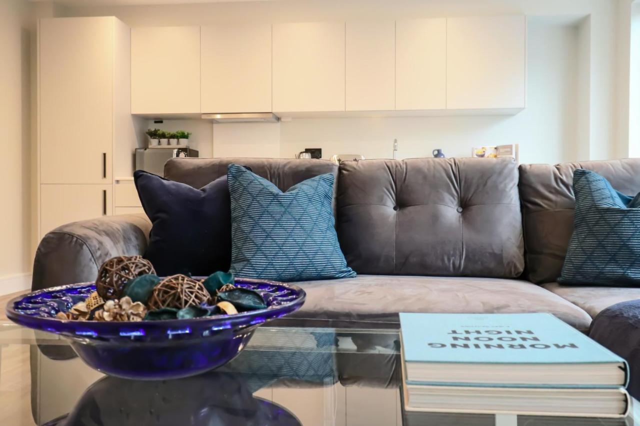 Portfolio Apartments - Welwyn Town Centre Welwyn Garden City Bagian luar foto