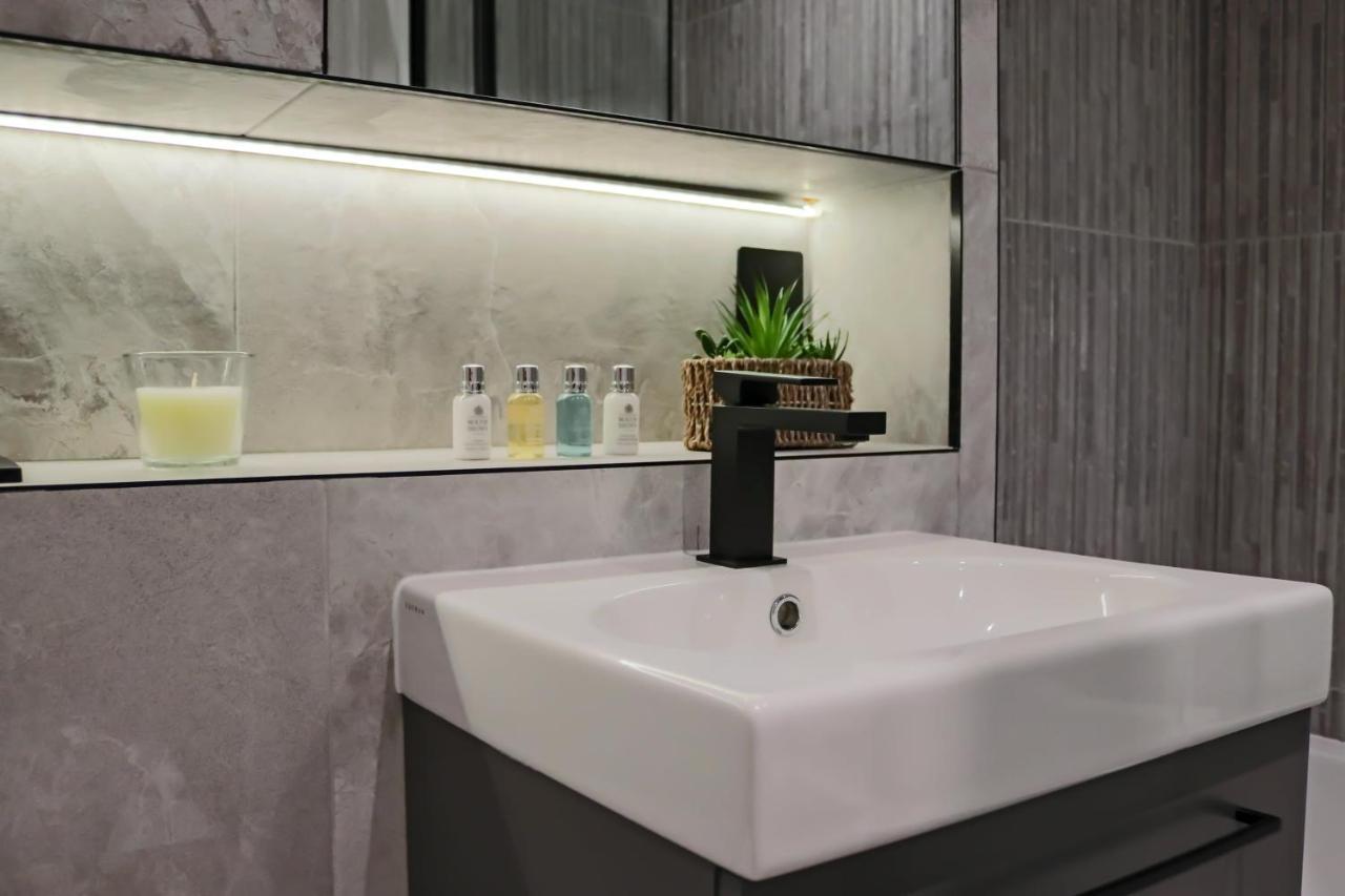 Portfolio Apartments - Welwyn Town Centre Welwyn Garden City Bagian luar foto